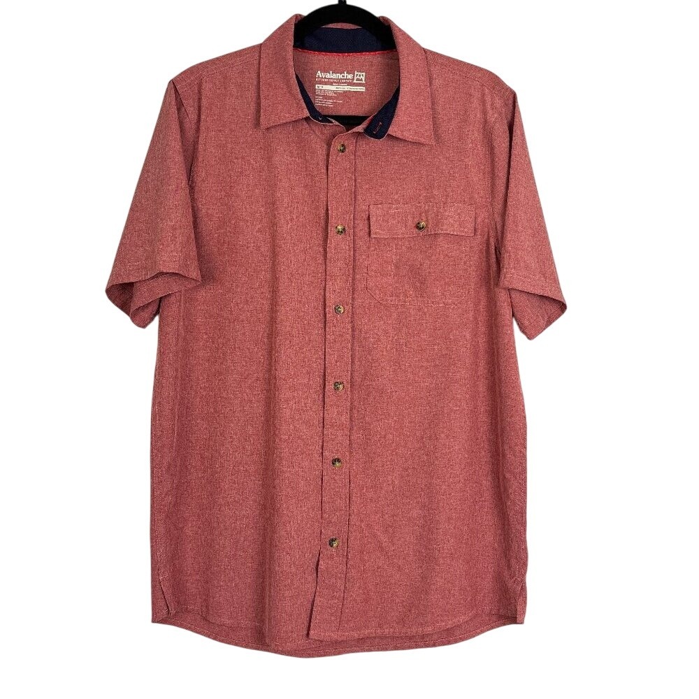 Avalanche Men's Red Performance Shirt Size Medium Stretch Short Sleeve Button Up